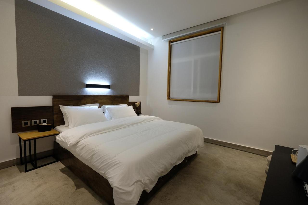 Dali Loft Travelling With Hostel Luaran gambar